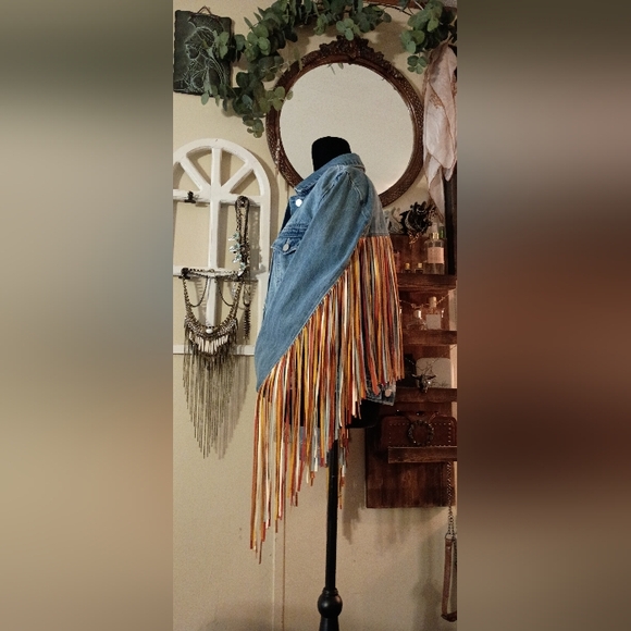 Scully Fringe Jean Jacket - Picture 4 of 10